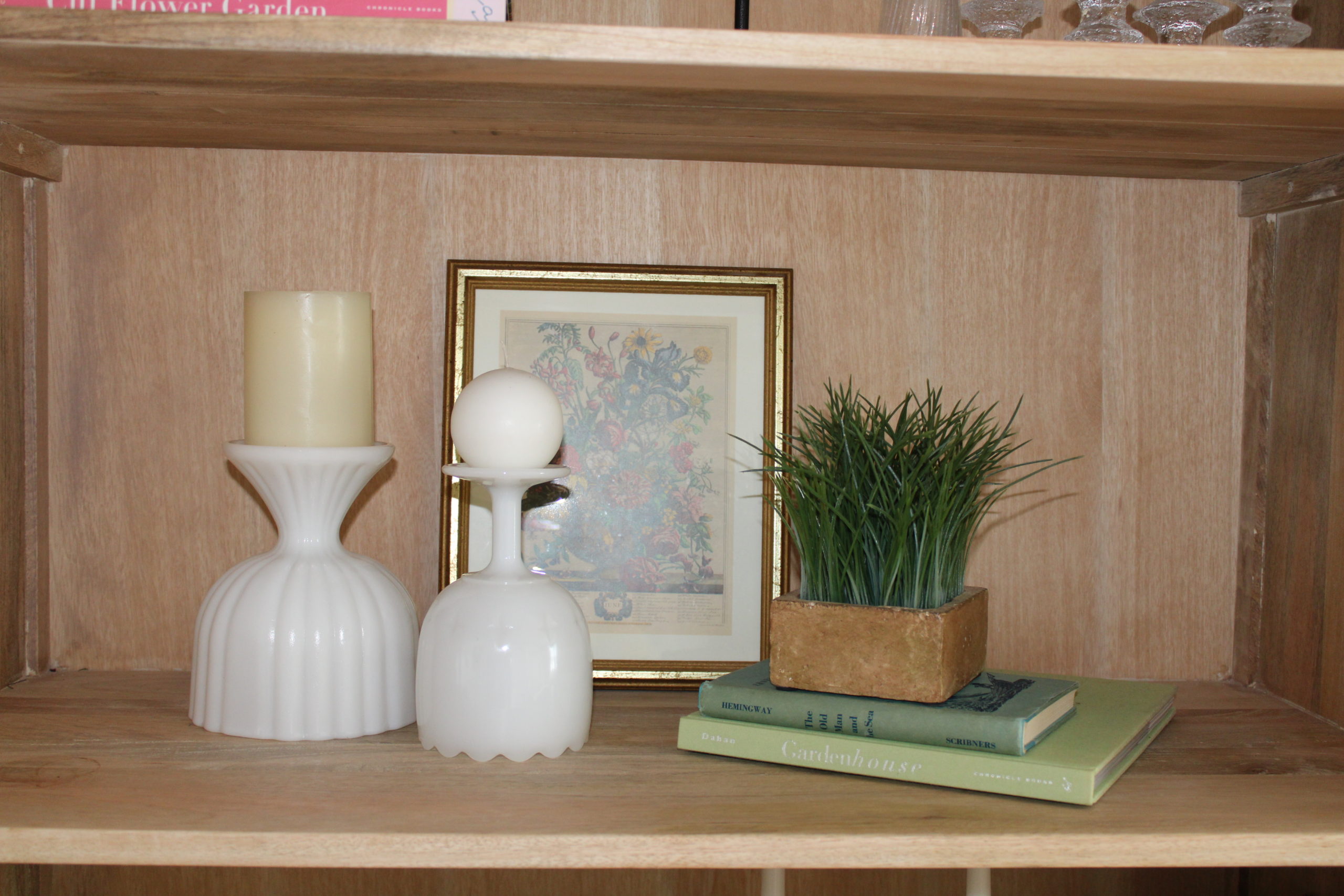 5 useful ways to use vintage vases you find at thrift stores